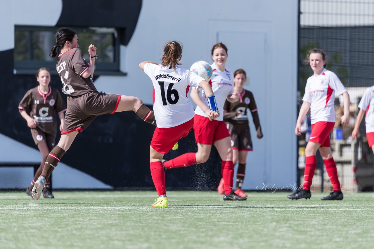 Bild 146 - wBJ St. Pauli - Walddoerfer : Ergebnis: 1:11